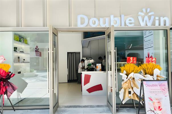 double win cafe加盟