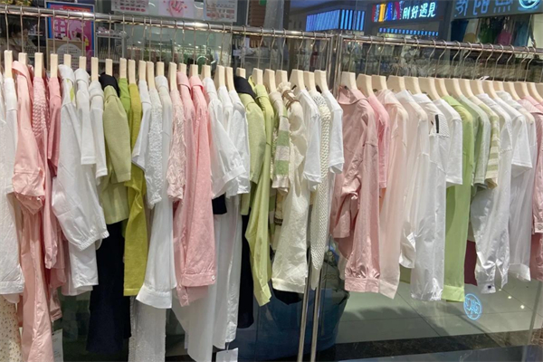 桔子服裝店