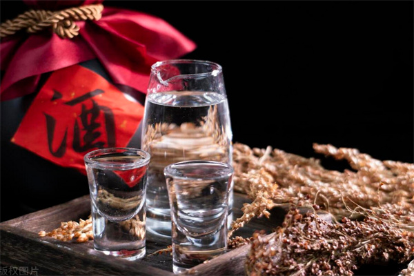 京賓白酒