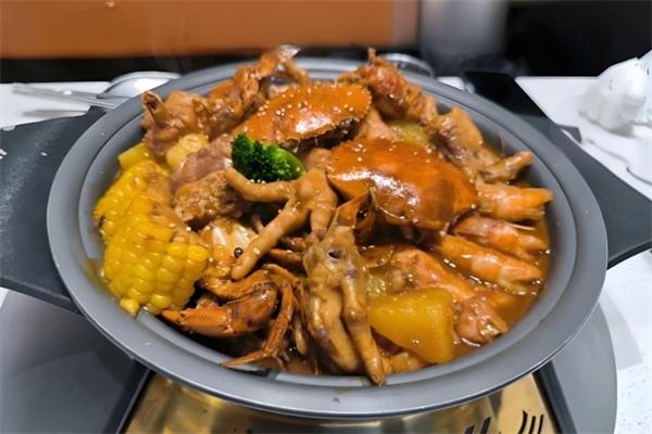 辛滋味肉蟹煲