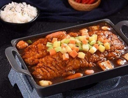 比優(yōu)福無骨烤魚飯加盟