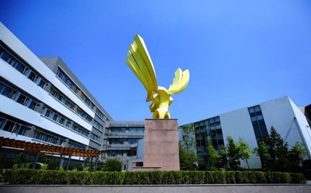 北京大學附中加盟