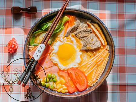 鹿先森秘制燙飯
