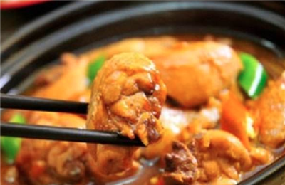 金典緣黃燜雞米飯