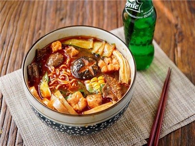 麻辣西施麻辣燙加盟