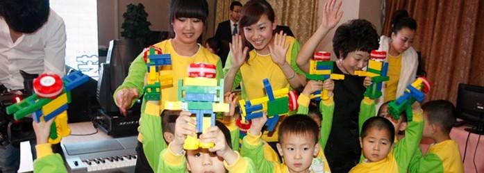 絢彩森林早教加盟